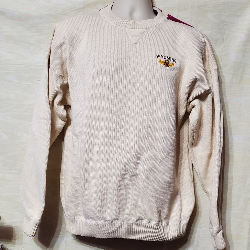 WYOMING COWBOY SWEATER SIZE MED